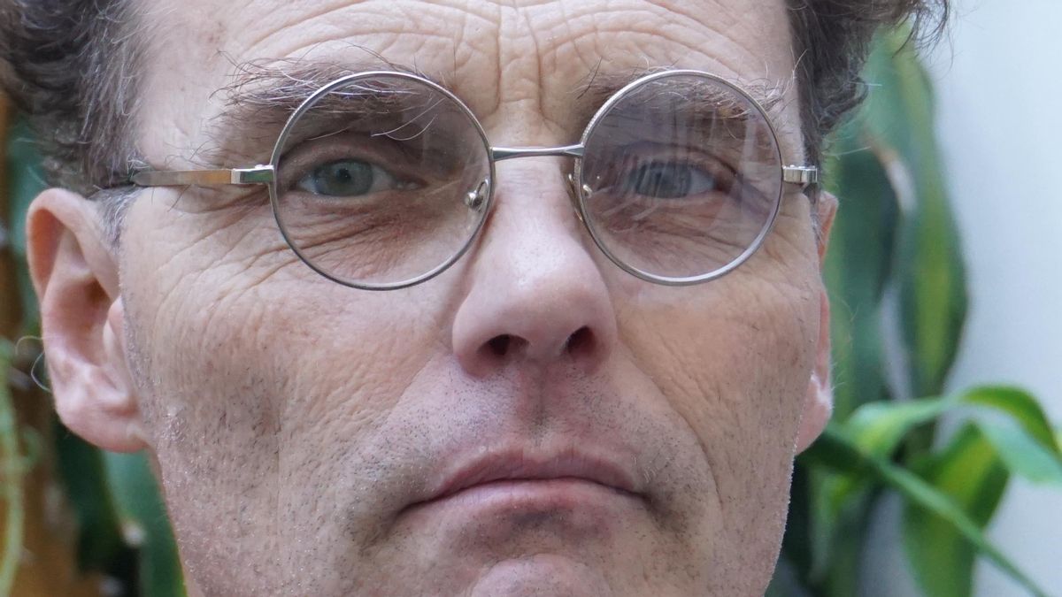 La memoria incómoda: Daniel Mundo y la literatura como forma de interrogar la dictadura