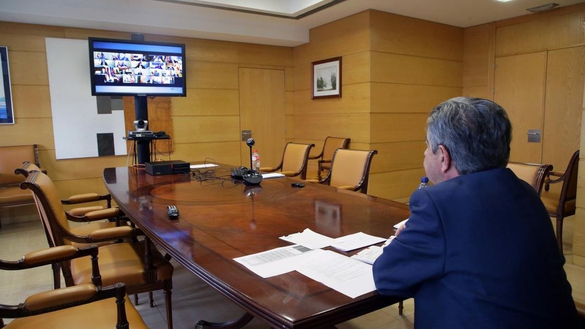 Revilla durante la videoconferencia en la Conferencia de Presidentes.