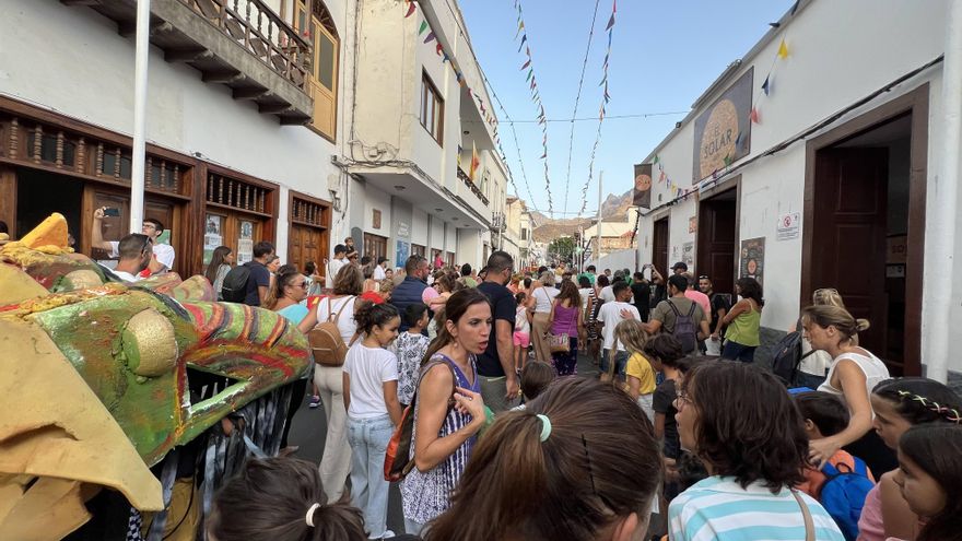 El pasacalles celebrado este miércoles en Agaete por por las Fiestas en Honor a Nuestra Señora de Las Nieves