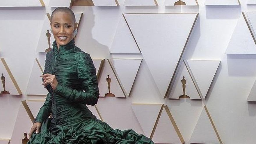 Qué es la alopecía areata, la enfermedad que padece Jada Pinkett, esposa de Will Smith