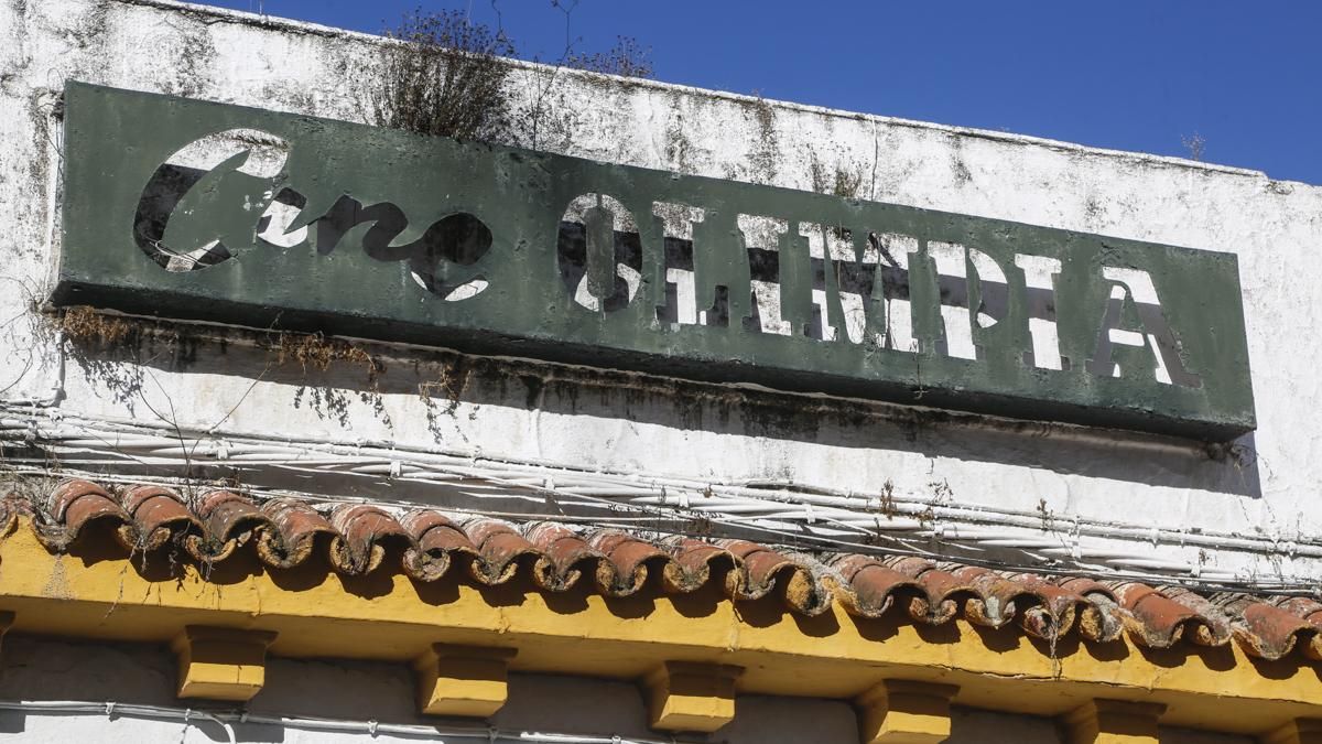 Los vecinos de Santa Marina piden que las nuevas ayudas a los cines de verano garanticen la apertura del Olimpia