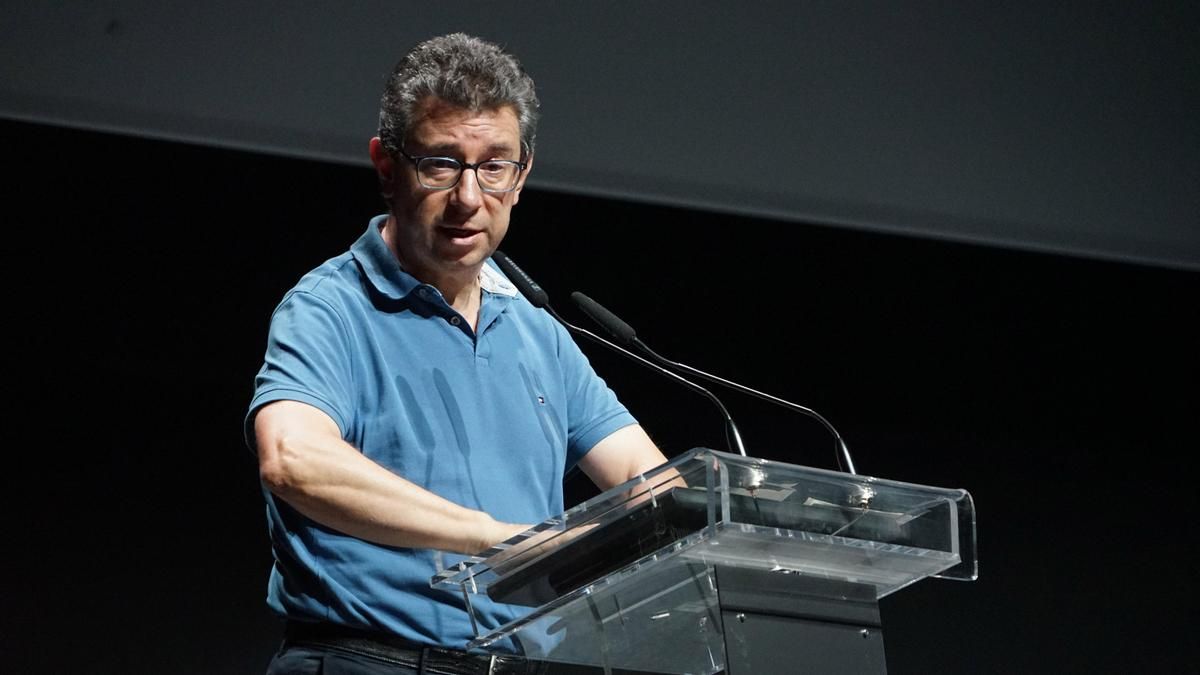 Un diputado de Álava del PNV llama "tonto" a Otxandiano por asegurar que no habría autorizado el acto de la Falange siendo lehendakari