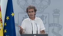 Simón alega que el 8M no se suspendió por no entrar en la prohibición de eventos con personas de países de riesgo