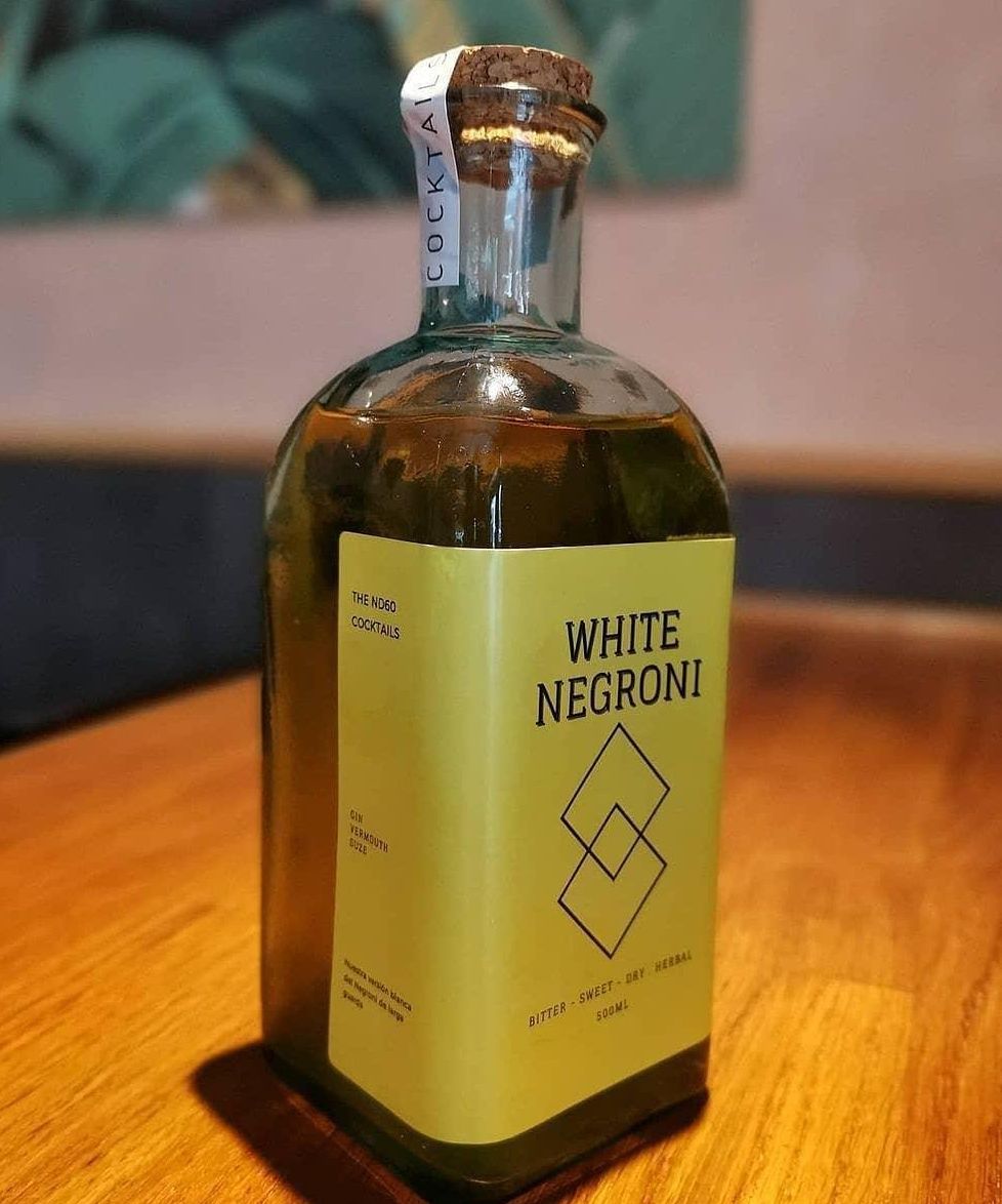 White Negroni casero.