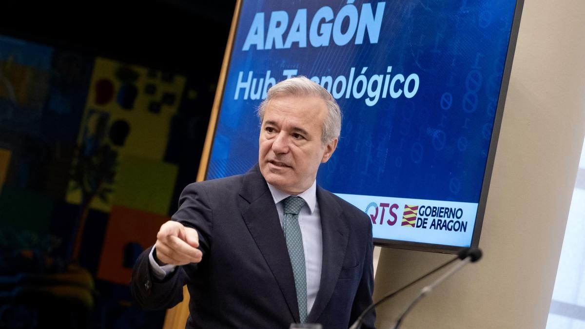 Azcón relativiza la pérdida de ingresos de Calatorao con el centro de datos de Blackstone y desdeña la queja del alcalde