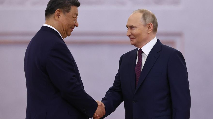 Putin recibe a Xi en el Palacio del Kremlin con ocasión del 80 aniversario del Día de la Victoria