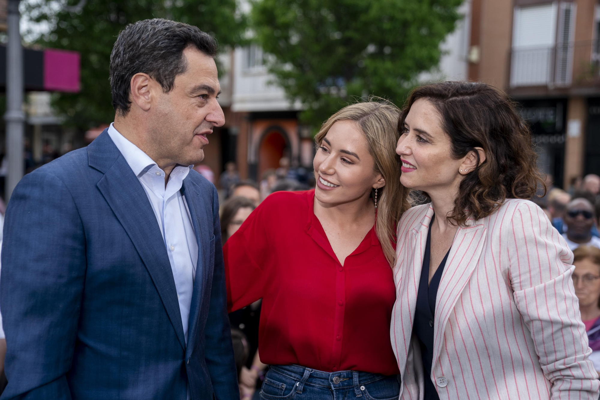 Moreno Bonilla, Núñez and Díaz Ayuso at a PP rally in Fuenlabrada in April 2023.