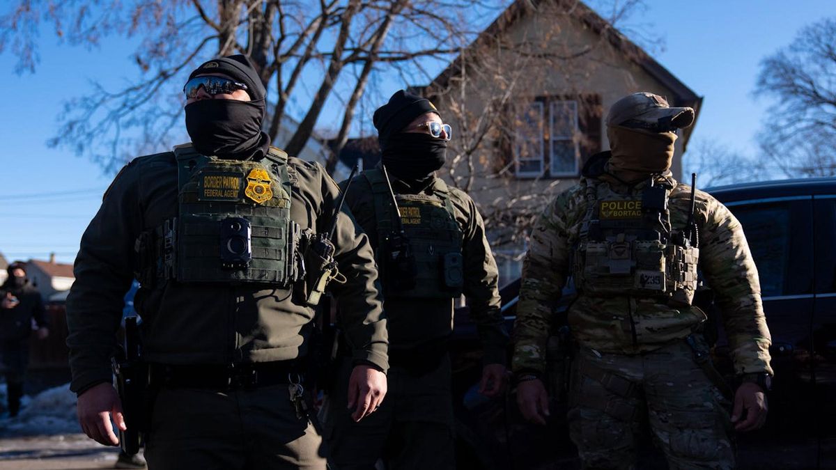Agentes del ICE en Minnesota en enero de 2026.