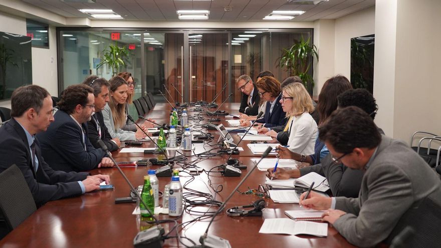 Massa vuelve de EEUU con 2.000 millones de dólares y la negociación con el FMI por las siguientes dos semanas