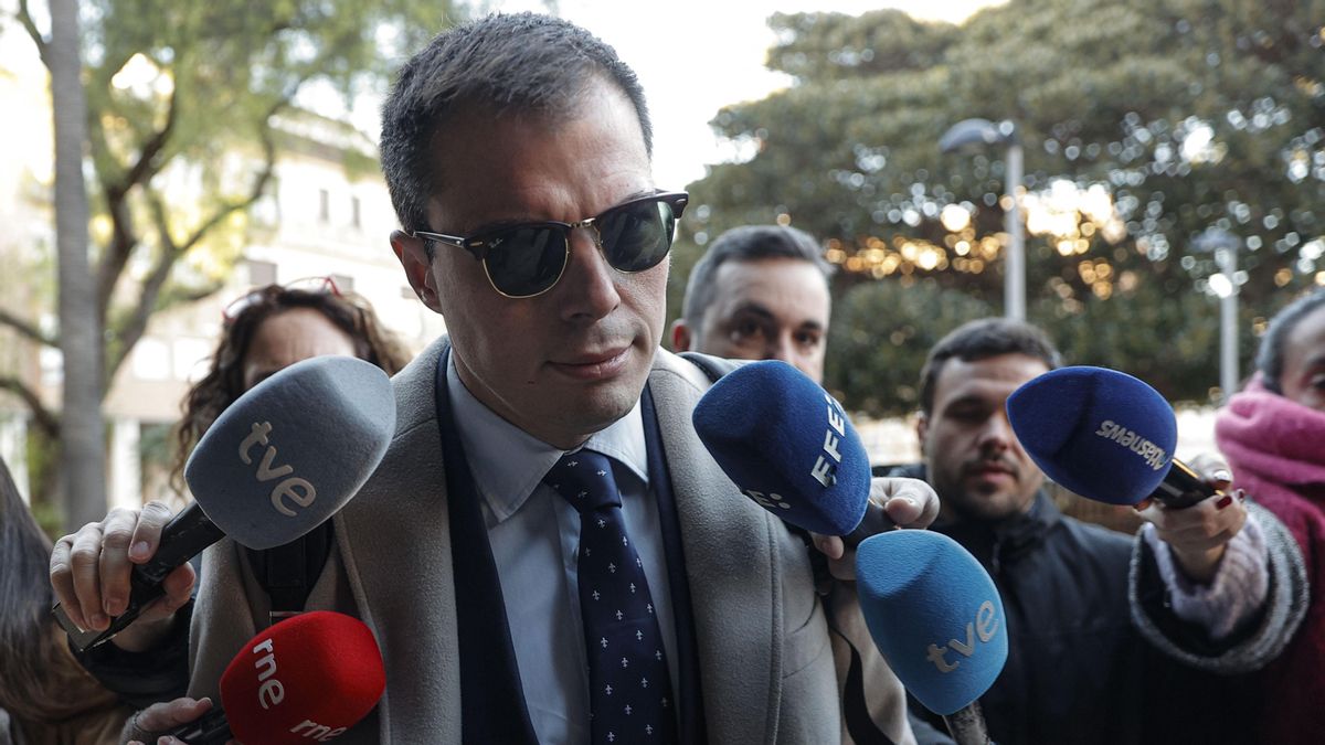 El alto cargo de Presidencia no aclara la escapada del jefe de gabinete de Mazón en la dana: "A lo que fuera me daba igual"