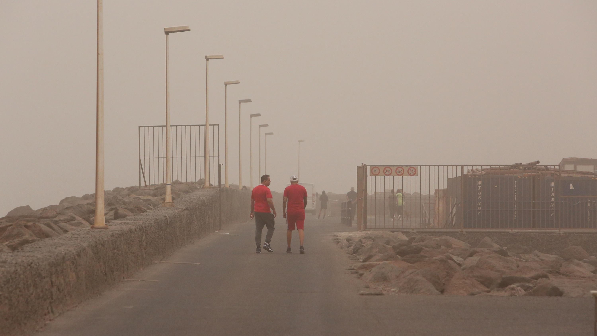 Calima en el Castillo del Romeral.
