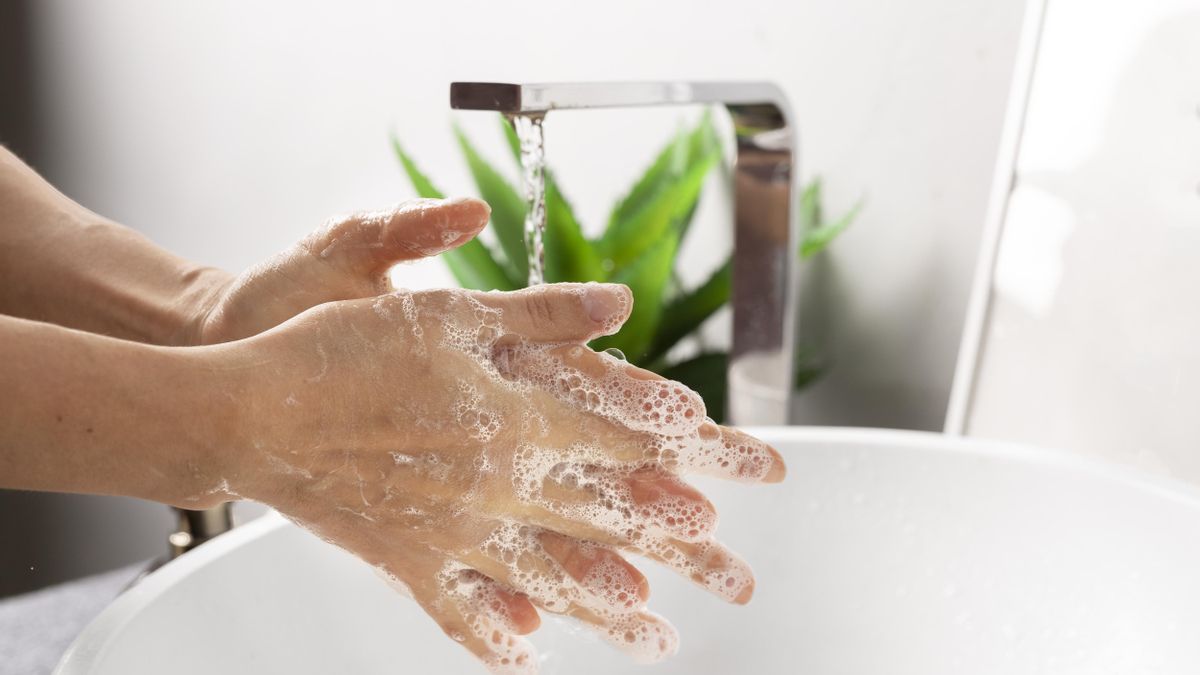 Lávate las manos con regularidad