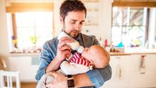 La Seguridad Social destinó 1.393 millones a prestaciones de maternidad y paternidad hasta septiembre