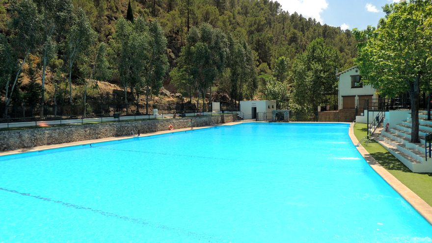 La piscina natural más grande de Europa está en este pequeño pueblo de Andalucía