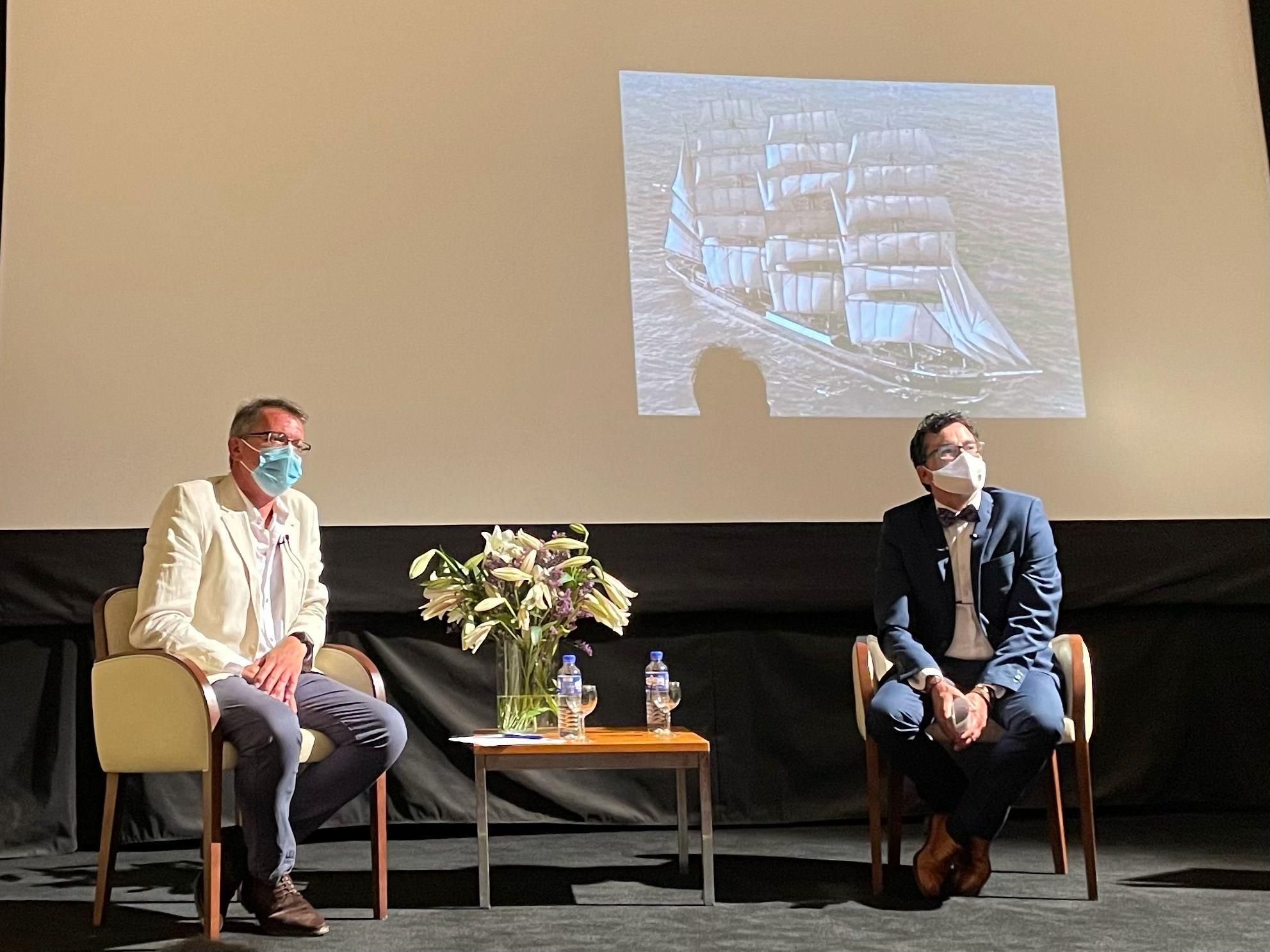 Mario Suárez Rosa y Víctor Hernández Correa durante la presentación.