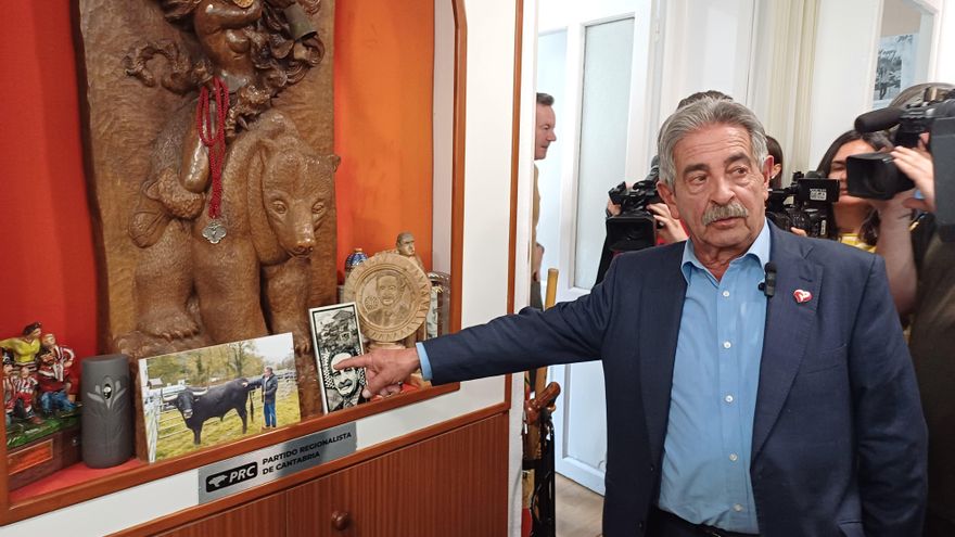 Juan Carlos I contra Revilla: batalla judicial de eméritos en plena sucesión del PRC