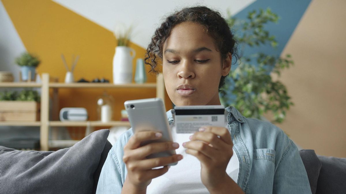 Inversión, ahorro e impuestos: tres de cada cuatro españoles quieren aprender a gestionar su dinero