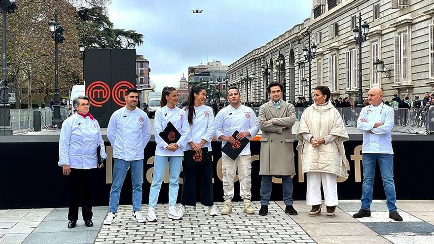 El jurado de 'MasterChef' con ganadores y aspirantes de otras ediciones