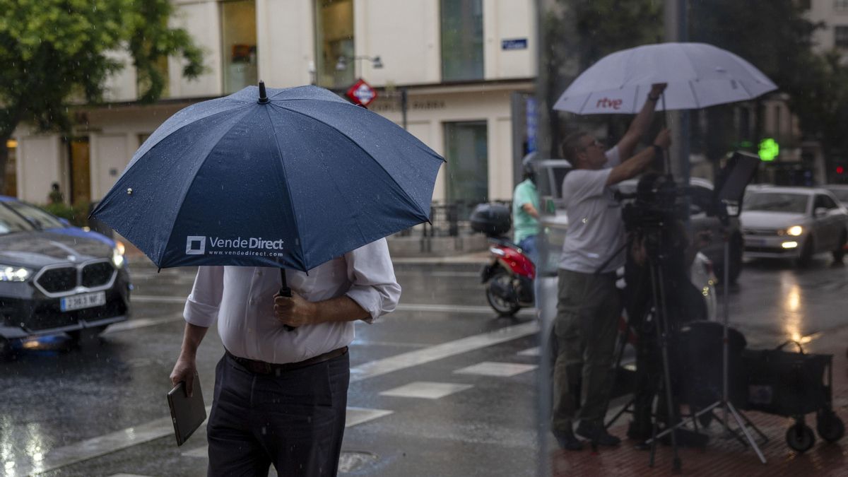 Las lluvias regresan este lunes a Madrid y provocan un notable descenso de las temperaturas