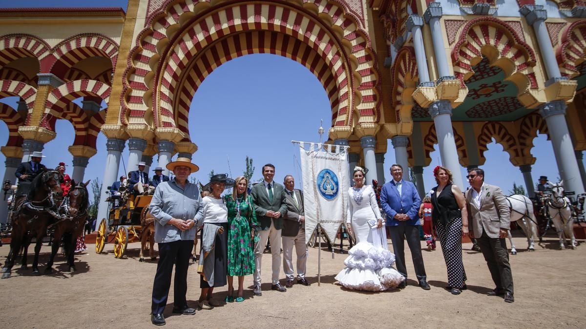 XI Exhibición de carruajes de tradición y llegada del estandarte de la Virgen de la Salud