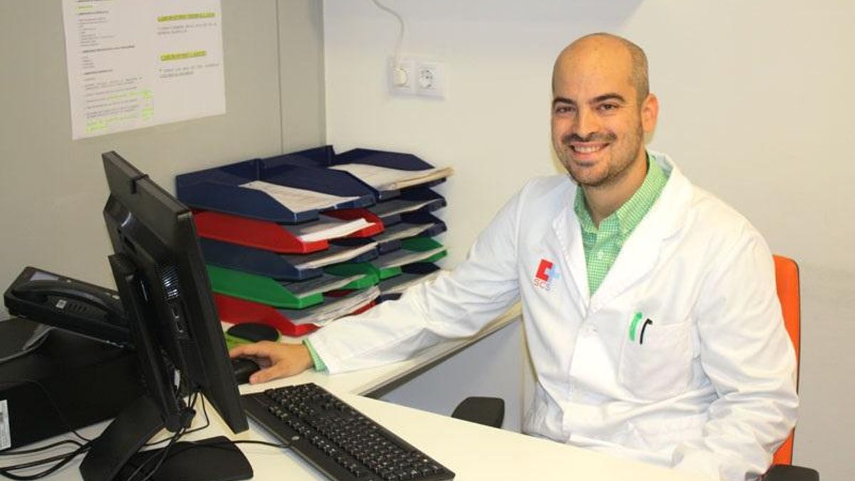 El doctor Javier Riancho, neurólogo del Hospital Sierrallana.