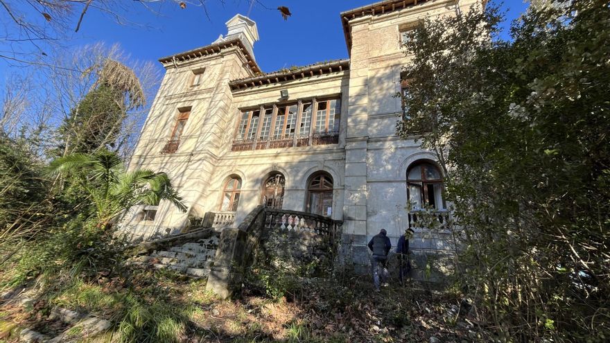 La Villa Amalia de Solares entra en la Lista Roja del Patrimonio