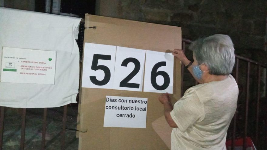 El consultorio rural de Monumenta, que ya lleva más de 600 días cerrado.