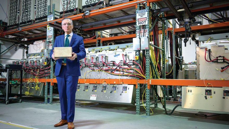 Donald Sadoway, galardonado recientemente con el premio al inventor europeo por baterías de metal líquido.