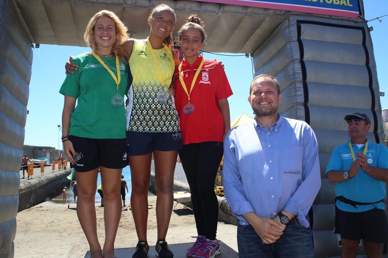 Travesía a nado La Laja-San Cristóbal. (ALEJANDRO RAMOS)