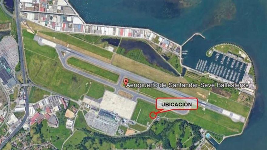 Señalización del nuevo edificio que servirá de casa de los halcones del aeropuerto.