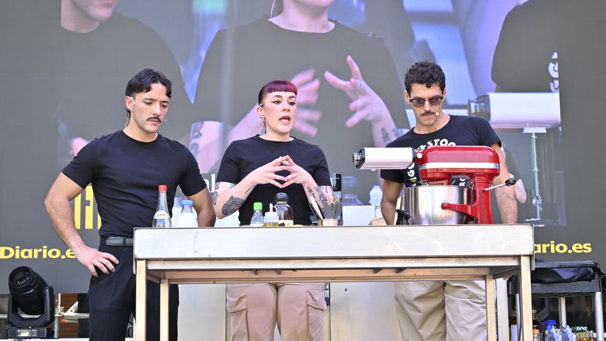 Entre fogones con Sara Peral y Arde Bogotá: "En la música hay mucha competición y puede ser un ambiente muy tóxico"