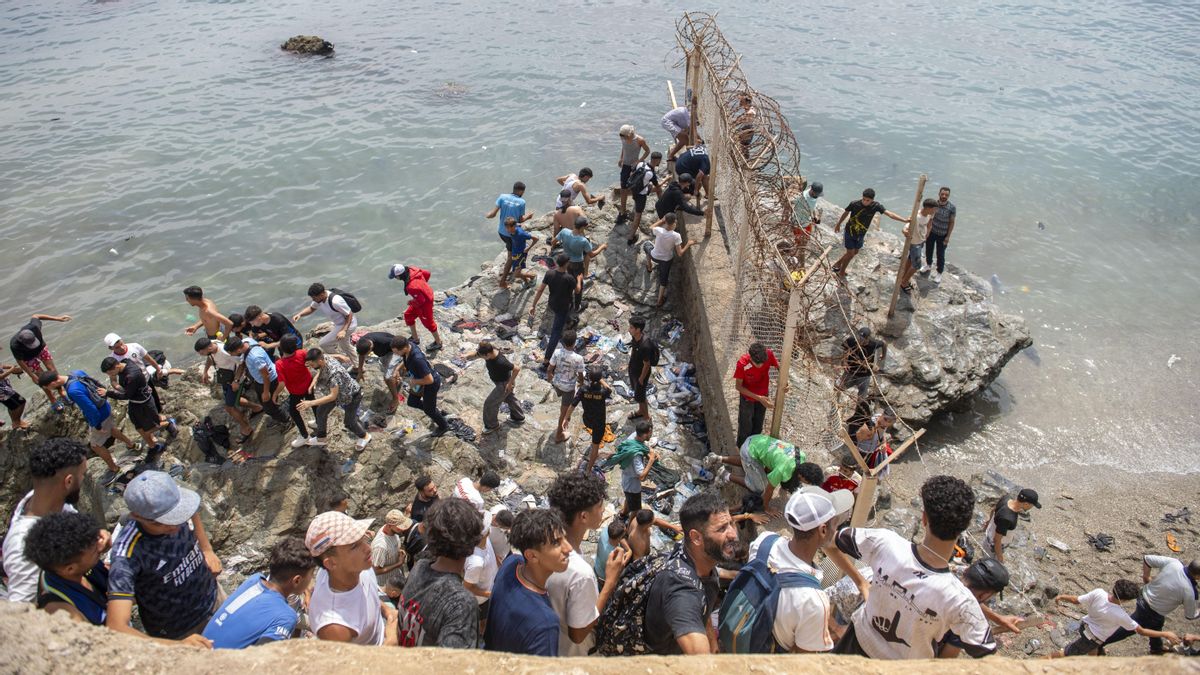 De la esperanza a los retornos en el lado marroquí de la frontera con Ceuta: “No nos queda nada”