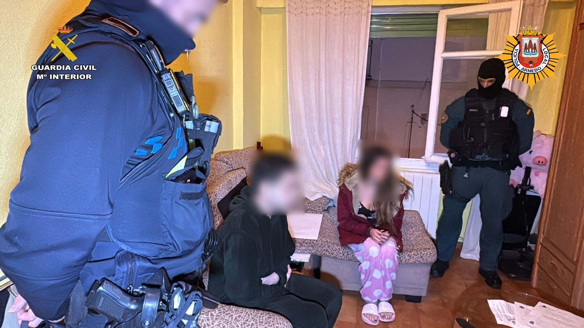 Tres personas detenidas por suministrar marihuana "bajo demanda" a jóvenes y adolescentes en una zona de ocio en Arnedo