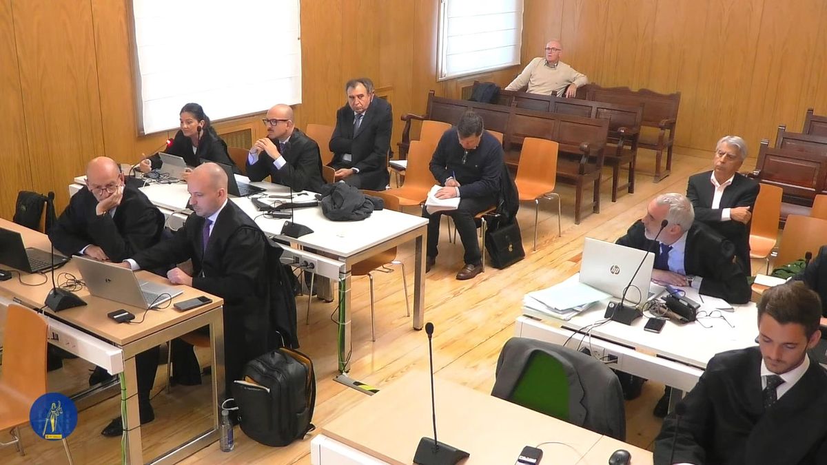 Un amigo de Villanueva asegura que el consejero le dijo que la política era "dar preferencia a empresarios locales"