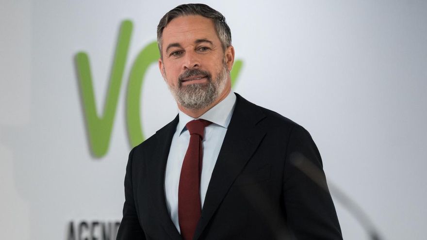 El líder de Vox Santiago Abascal durante una rueda de prensa este lunes en Madrid.