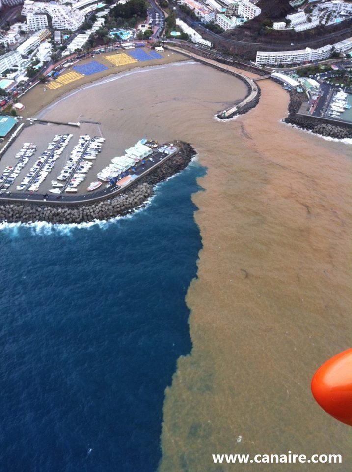 Imagen de Puerto Rico captada por la Escuela de Ultraligeros Canaire. (www.canaire.com).