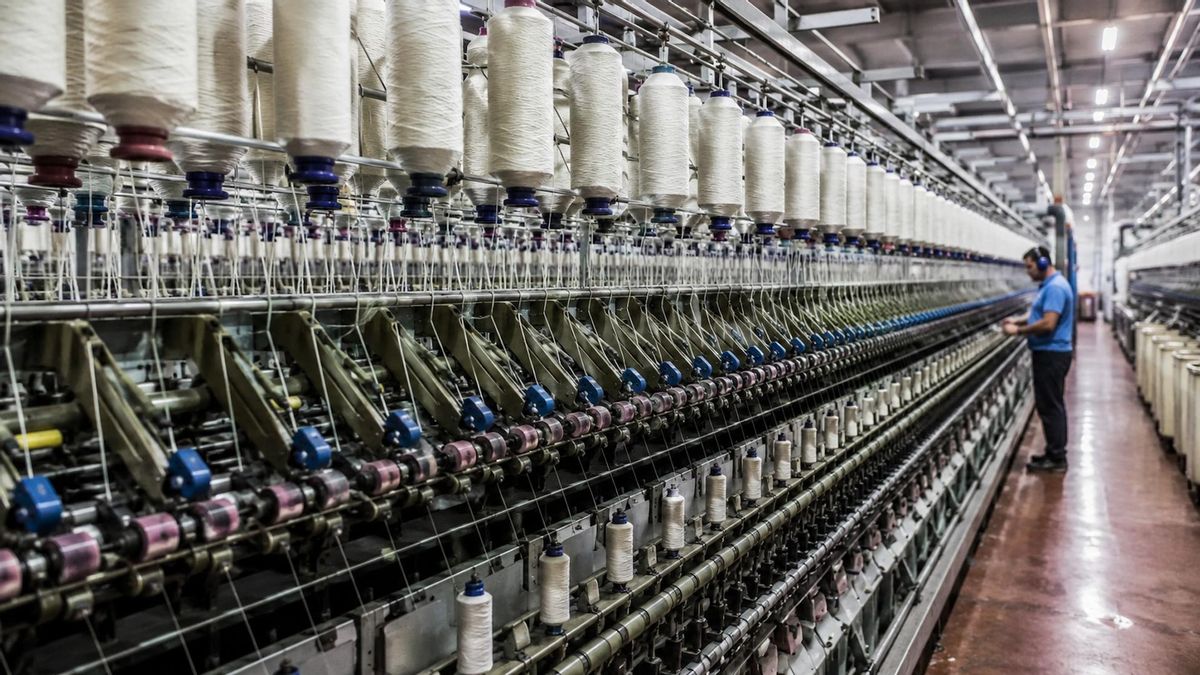 Con Milei, la industria textil lidera la destrucción de empleo registrado en el país: 22.156 puestos de trabajo menos (-18%)