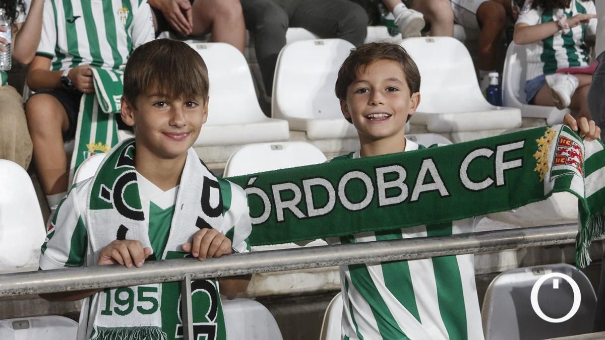 Grada Blanquiverde del Córdoba CF - Racing de Santander