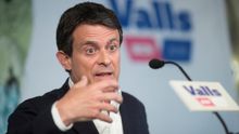 Manuel Valls ofrece sus votos para hacer alcaldesa a Ada Colau.