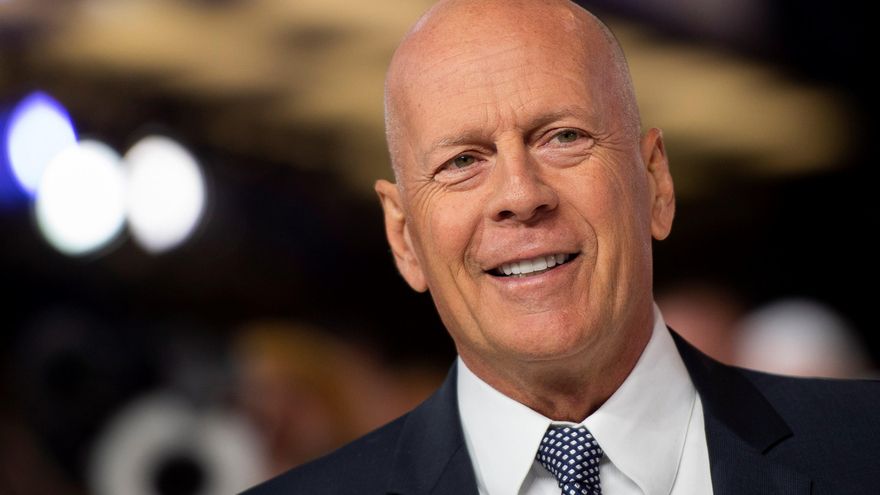 La deuda que llevó a Bruce Willis a hacer tres películas obligado y que dio lugar a uno de sus mayores éxitos