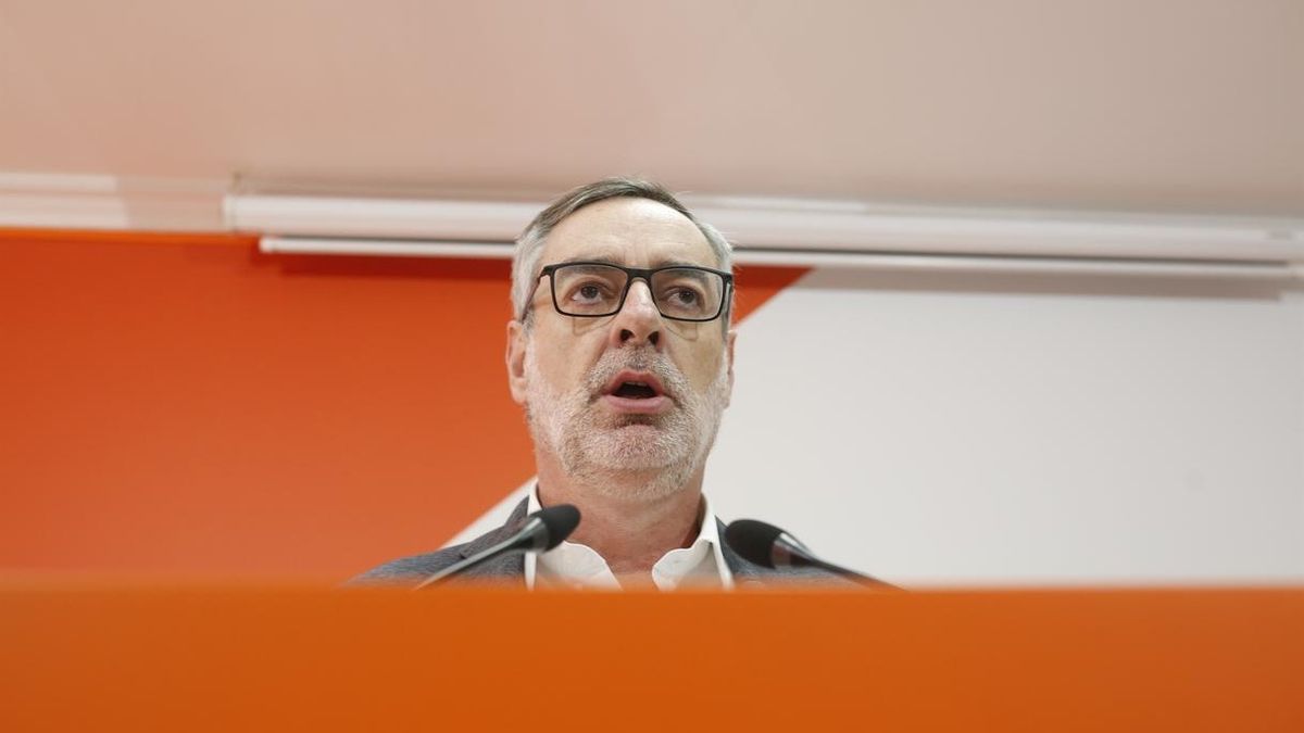 Villegas plantea que PP y PSOE apoyen un gobierno de Cs en Andalucía y avisa de que si no, le darán la llave a VOX