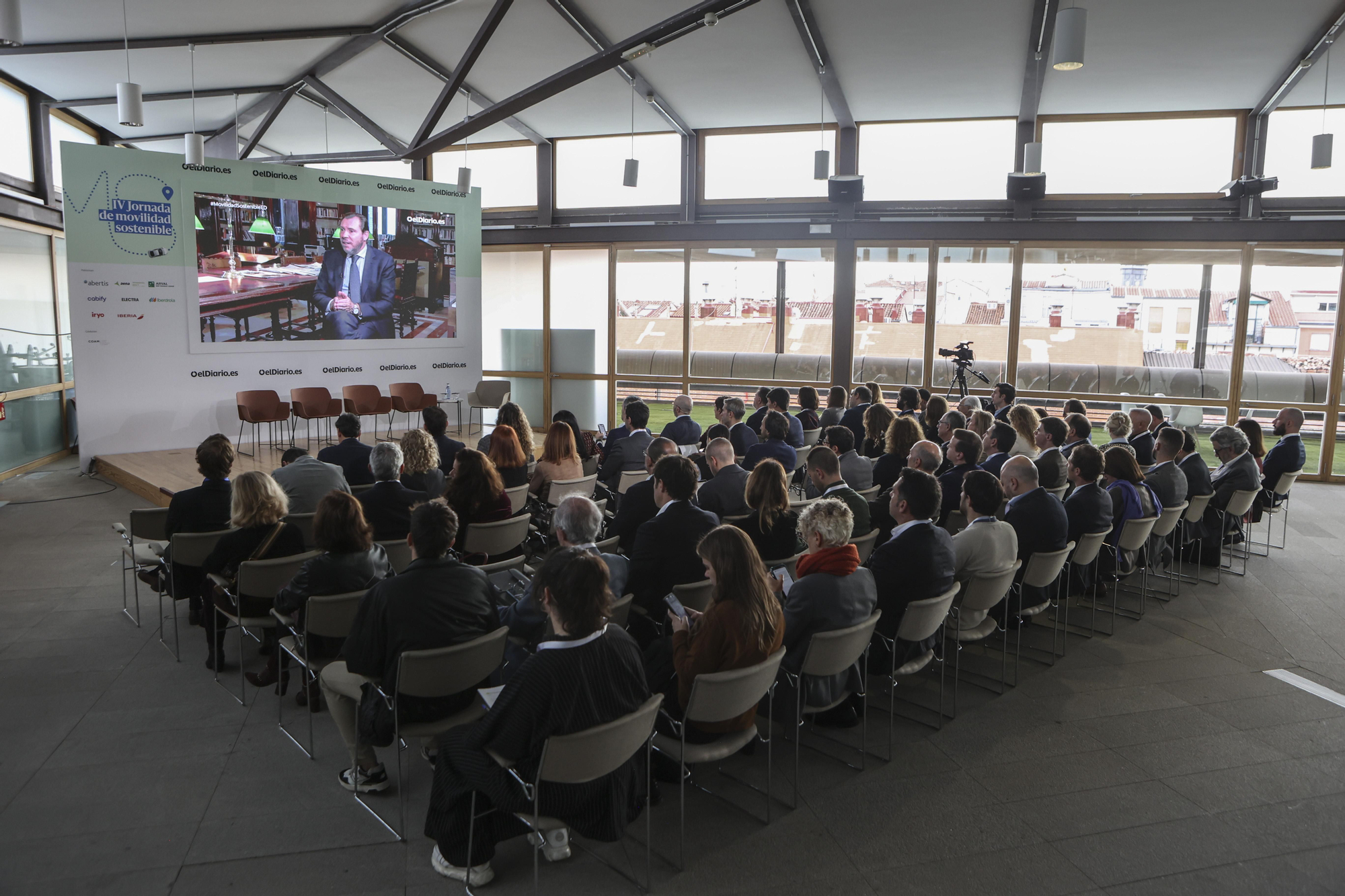 El público asistente a la IV Jornada sobre Movilidad Sostenible de elDiario.es