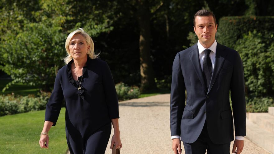Le Pen anuncia que tumbará al Gobierno francés de Michel Barnier con su apoyo a una moción de censura