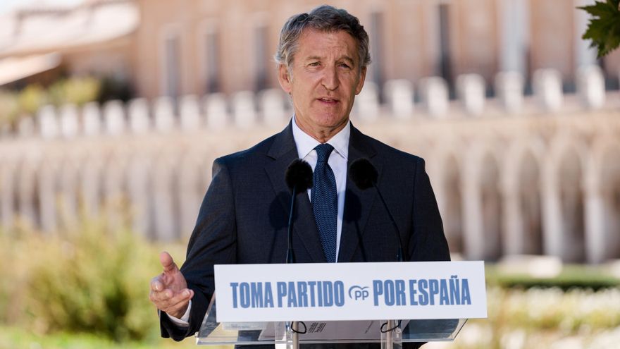 El presidente del Partido Popular, Alberto Núñez Feijóo, durante una rueda de prensa, posterior a la reunión del Comité de Dirección del PP, en el Hotel NH Collection Palacio de Aranjuez, a 1 de septiembre de 2025, en Aranjuez, Madrid (España).