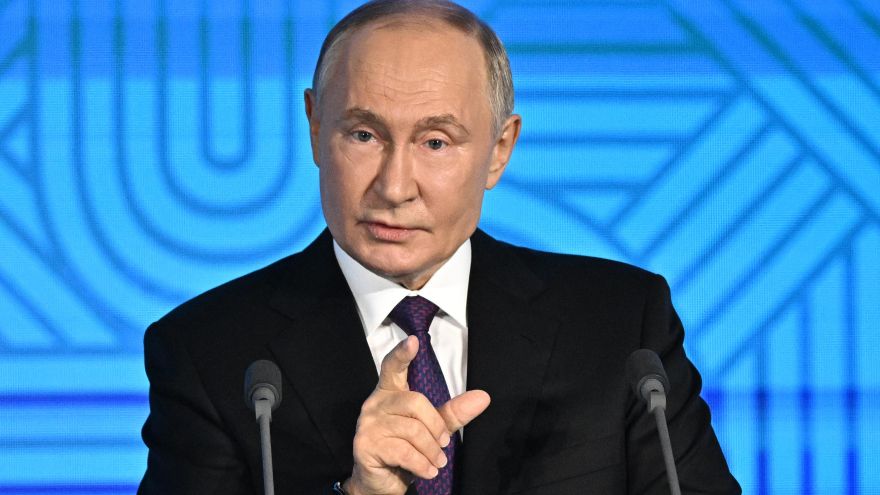 ¿Soldados de Corea del Norte en Rusia? Putin no lo niega, mientras Zelenski avisa de su despliegue inminente en el frente