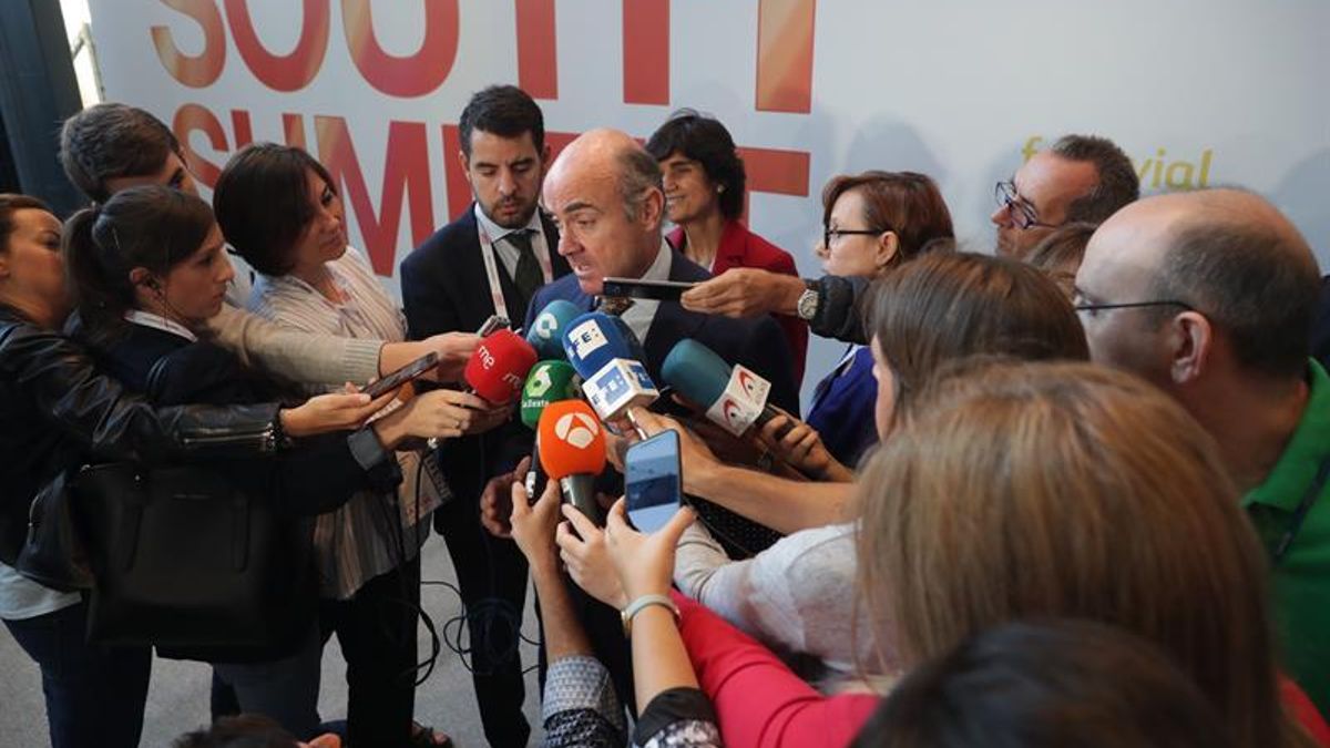 De Guindos asegura que las empresas "no tienen nada que temer" en Cataluña