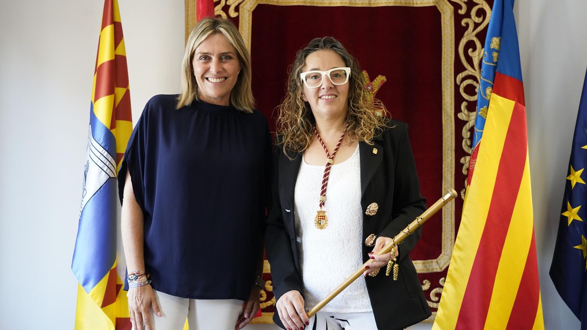 Ana Belén Carratalá, junt a la presidenta del PP de Castelló, Marta Barrachina.