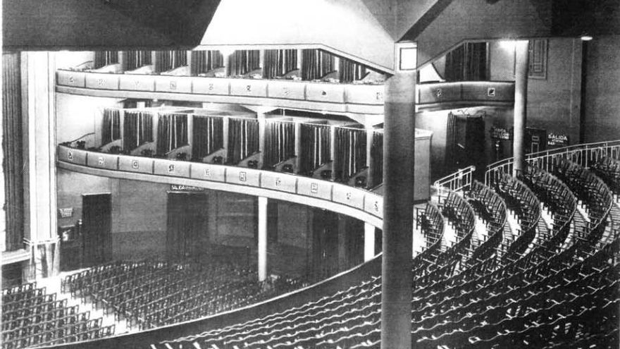 Teatro Monumental: cuando Rosendo hacía cola para ver a Rory Gallagher y el PCE pedía la unidad popular