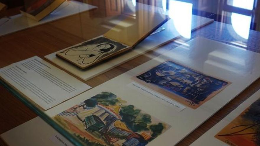 El cuaderno de Concha de Marco expuesto. // Fundos