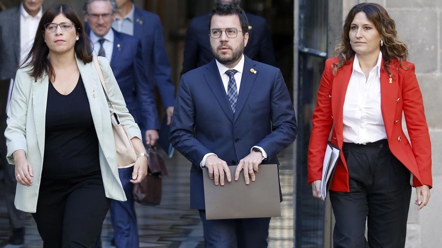 Aragonès aguarda la votación de Junts sobre un Govern que Laura Borràs tilda de "fraudulento"